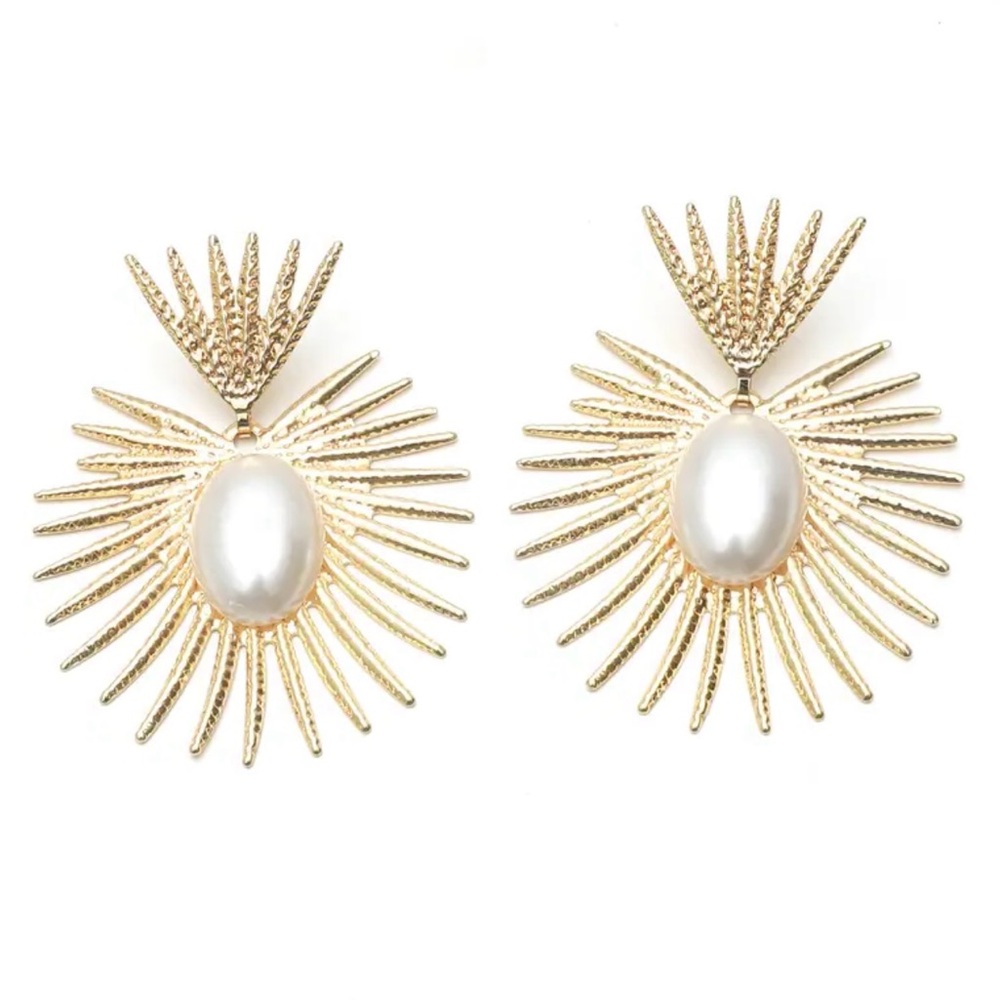 Zara Radiance Large Pearl Heart Crown Sunburst Beam Ray Regal Royal Gold Earring - Picture 11 of 14